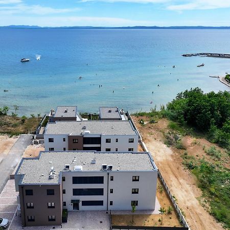 Deluxe Apartments Privlaka On The Sand Exterior photo