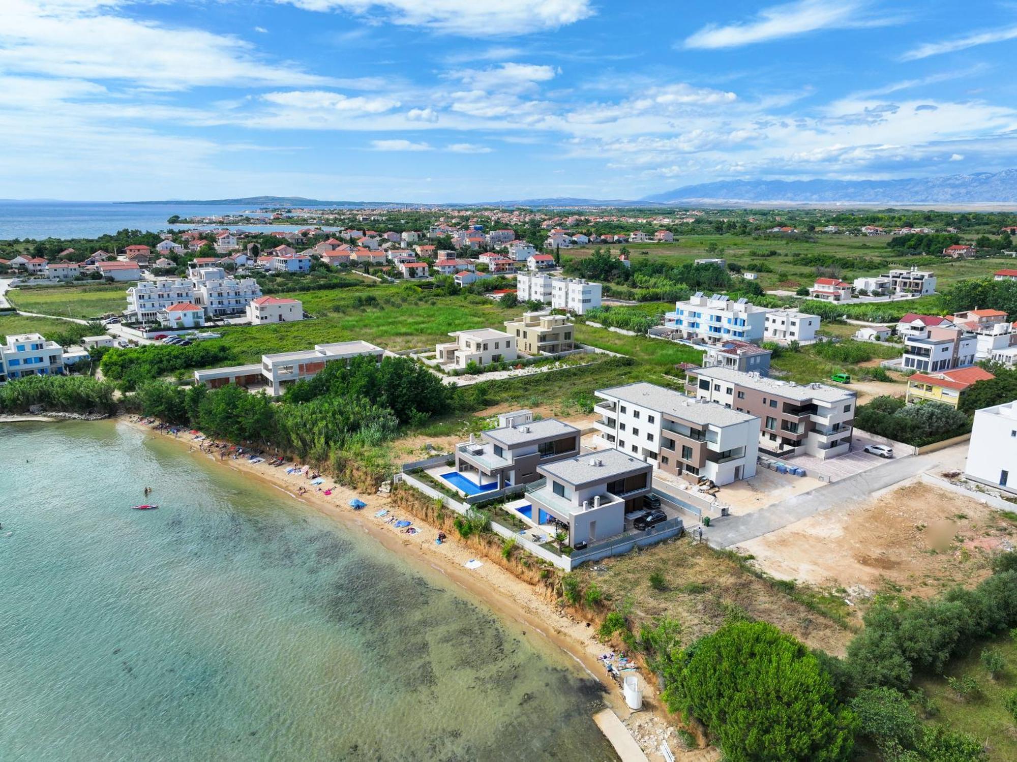 Deluxe Apartments Privlaka On The Sand Exterior photo