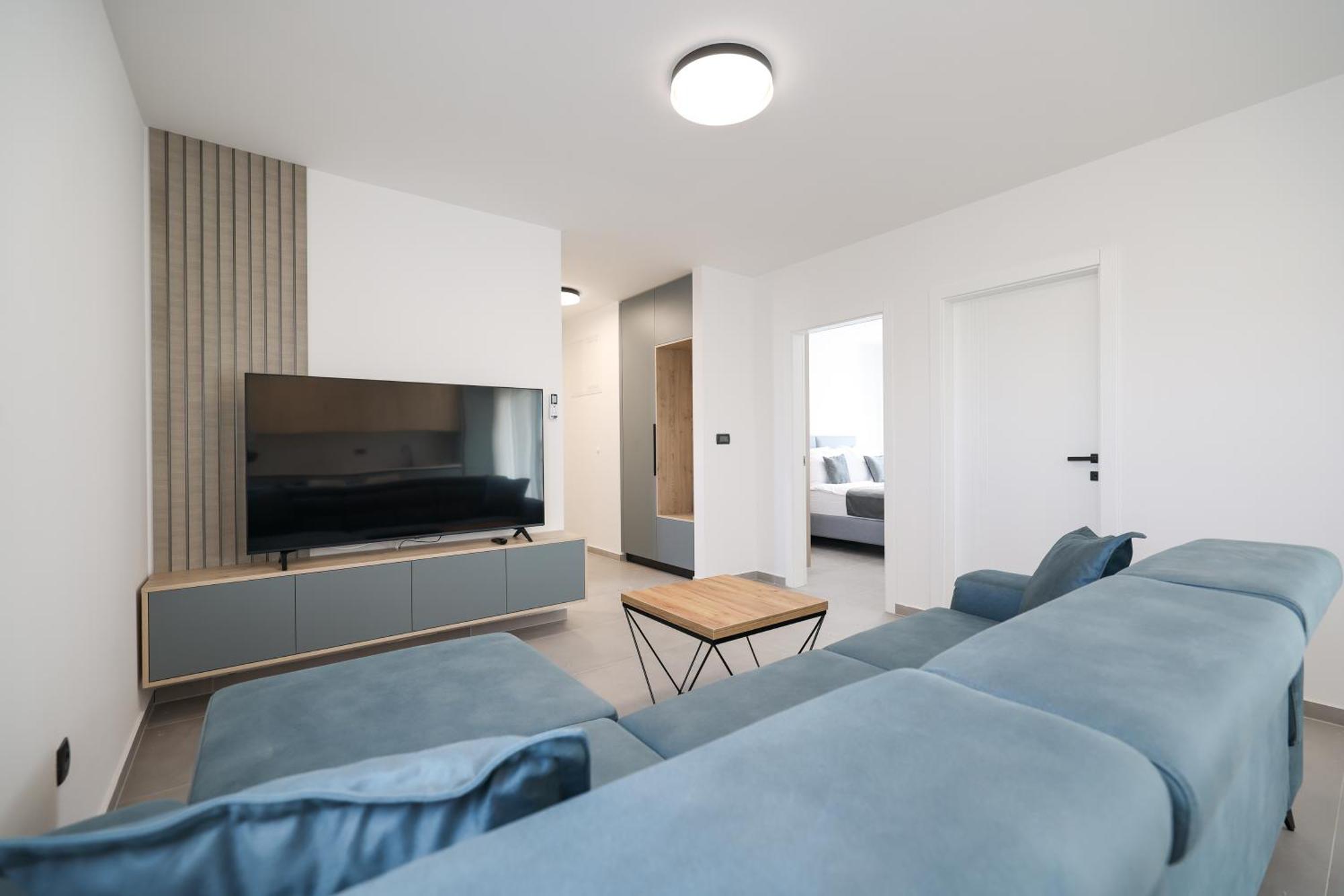 Deluxe Apartments Privlaka On The Sand Room photo