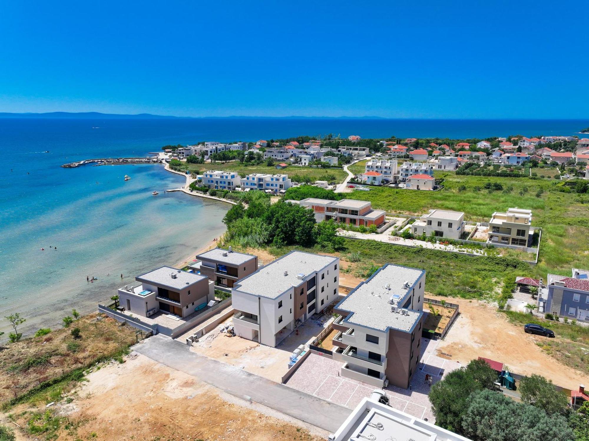 Deluxe Apartments Privlaka On The Sand Exterior photo